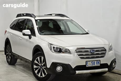 White 2015 Subaru Outback Wagon 2.5I Premium