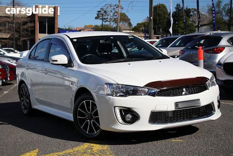 White 2017 Mitsubishi Lancer Sedan Es Sport