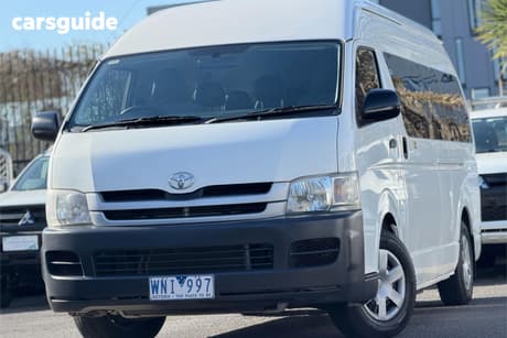 White 2008 Toyota HiAce Bus Commuter