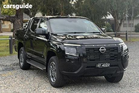 Black 2025 Nissan Navara Dual Cab Pick-up St-X (4X2)