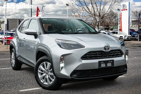 Silver 2025 Toyota Yaris Cross Wagon Gx Hybrid