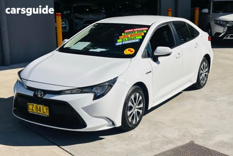 White 2020 Toyota Corolla Sedan Ascent Sport (Hybrid)