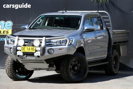 Silver 2017 Toyota Hilux Dual Cab Utility Sr5 (4X4)