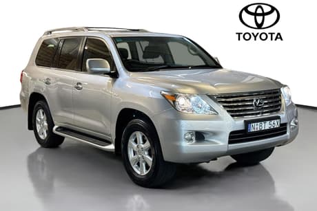 Silver 2008 Lexus LX570 Wagon Sports Luxury