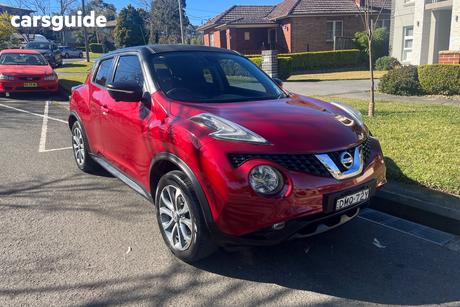 Red 2017 Nissan Juke Wagon Ti-S (Awd)