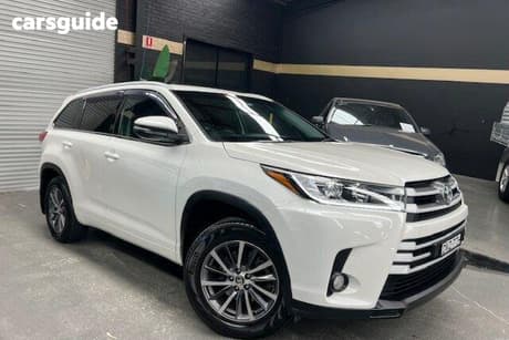 White 2017 Toyota Kluger Wagon Gxl (4X2)