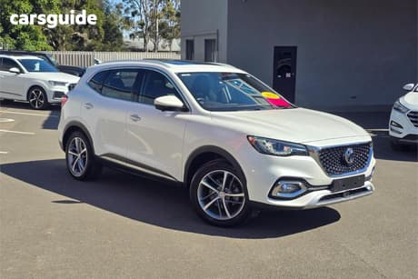White 2023 MG HS Wagon Essence X
