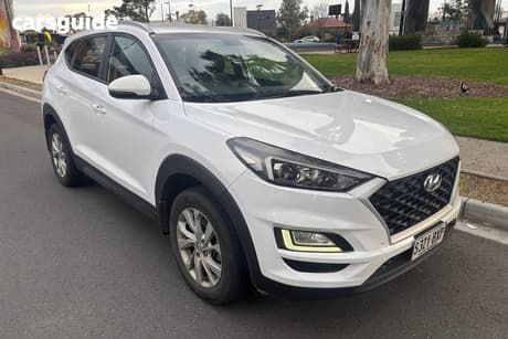 White 2018 Hyundai Tucson Wagon Active X (Fwd)