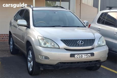 Gold 2005 Lexus RX330 Wagon Sports