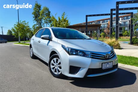 Silver 2014 Toyota Corolla Sedan Ascent