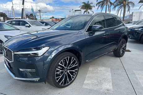 Blue 2022 Volvo XC60 Wagon B5 Inscription Mhev