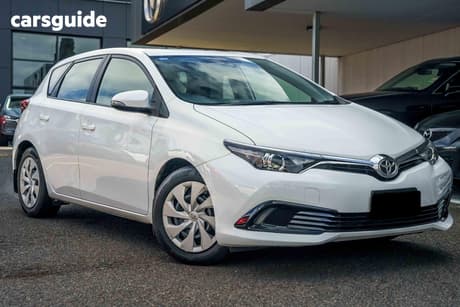 White 2015 Toyota Corolla Hatchback Ascent