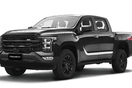 Black 2025 Foton Tunland Dual Cab Pick-up V7-C (4X4)