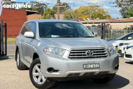 Silver 2009 Toyota Kluger SUV
