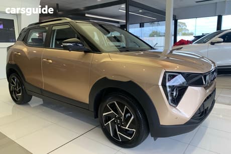 Beige 2026 Mahindra Xuv 3Xo Wagon Ax7L