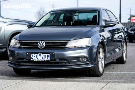 Grey 2015 Volkswagen Jetta Sedan 118 Tsi Highline
