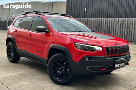 Red 2019 Jeep Cherokee Wagon Trailhawk (4X4)