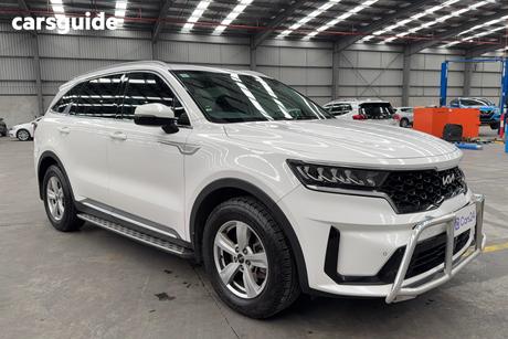 White 2022 Kia Sorento Wagon S 7 Seat