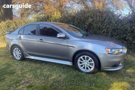 Silver 2012 Mitsubishi Lancer Sedan Es