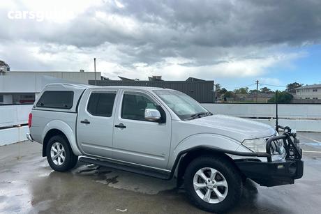 Silver 2013 Nissan Navara Dual Cab Utility St-X 550 (4X4)