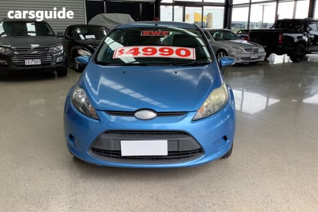 Blue 2009 Ford Fiesta Hatchback Cl
