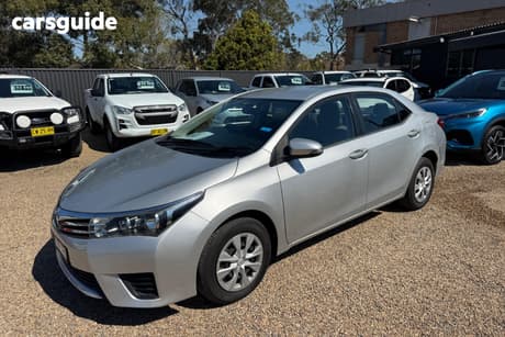 Silver 2014 Toyota Corolla Sedan Ascent