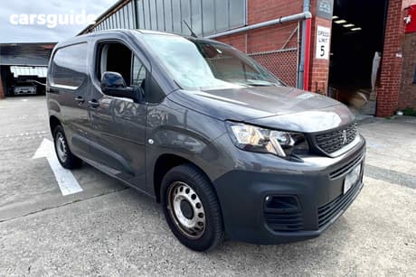 Grey 2023 Peugeot Partner Van Pro Long
