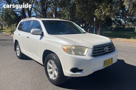 White 2008 Toyota Kluger Wagon Kx-R (4X4) 7 Seat