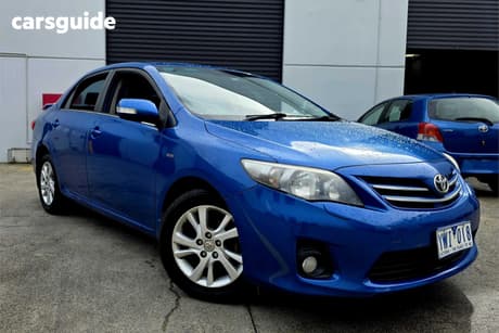 Blue 2011 Toyota Corolla Sedan Ultima