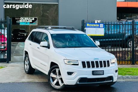 White 2015 Jeep Grand Cherokee Wagon Overland (4X4)