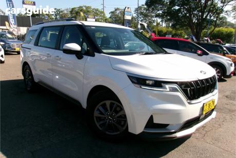 White 2021 Kia Carnival Wagon S