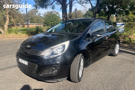 Black 2014 Kia RIO Hatchback S