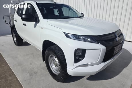 White 2021 Mitsubishi Triton Double Cab Pick Up Glx (4X4)