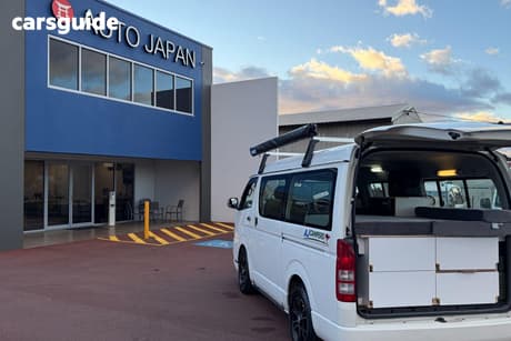 White 2006 Toyota HiAce Commercial HI-TWIN - GRAND LUXE 5 SEATER, WIDE BODY - MID ROOF OFF GRID CAMPER FOR 2.