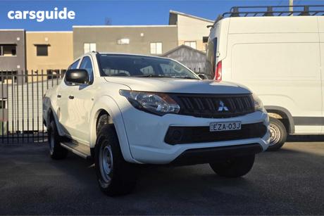 White 2017 Mitsubishi Triton Dual Cab Utility Glx (4X4)