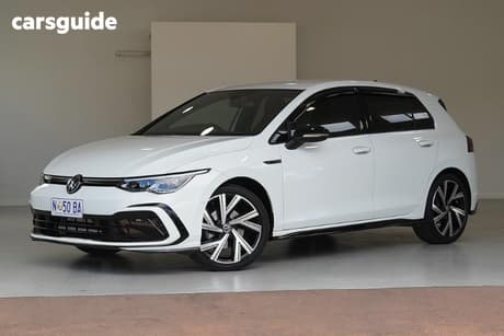 White 2024 Volkswagen Golf Hatchback 110Tsi R-Line