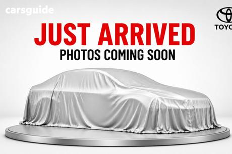 Silver 2022 Kia Carnival Wagon S