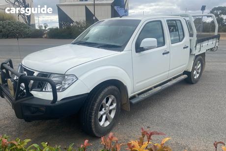 White 2012 Nissan Navara Dual Cab Pick-up St (4X4)