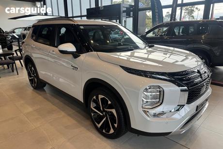 White 2025 Mitsubishi Outlander Wagon Phev Aspire 5 Seat (Awd)