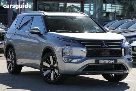 Silver 2025 Mitsubishi Outlander Wagon Exceed 5 Seat (Awd)