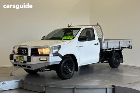 White 2017 Toyota Hilux Cab Chassis Workmate