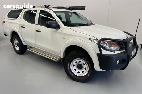 White 2017 Mitsubishi Triton Dual Cab Utility Glx (4X4)