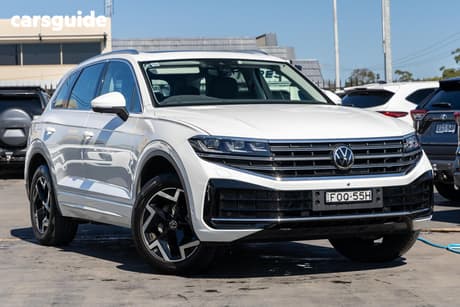 White 2024 Volkswagen Touareg Wagon 170Tdi