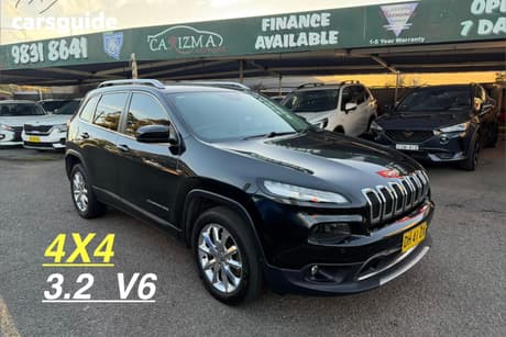 Black 2014 Jeep Cherokee Wagon Limited (4X4)
