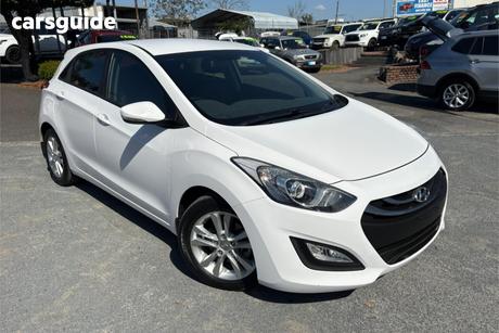 White 2014 Hyundai I30 Hatchback Trophy
