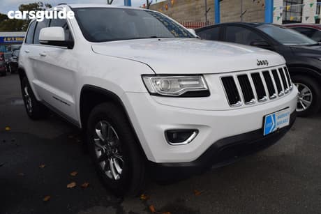 White 2013 Jeep Grand Cherokee Wagon Laredo (4X4)