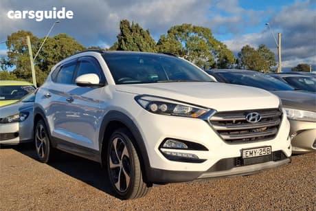 White 2015 Hyundai Tucson Wagon Highlander (Awd)
