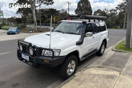 White 2008 Nissan Patrol SUV ST