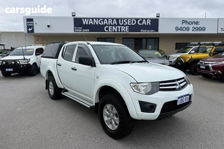 White 2015 Mitsubishi Triton Double Cab Utility Glx (4X4)