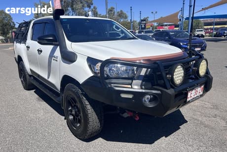 White 2021 Toyota Hilux Double Cab Pick Up Sr (4X4)